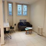 Rent 3 bedroom apartment of 46 m² in Paris