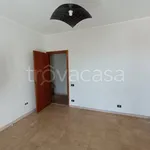 Affitto 4 camera appartamento di 145 m² in Lamezia Terme