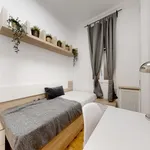 Rent 7 bedroom apartment in Madrid