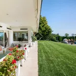 Rent 5 bedroom house of 652 m² in Barcelona