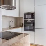 Rent 1 bedroom apartment of 51 m² in lisbon