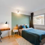 Rent a room of 151 m² in Cologne