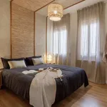 Rent 3 bedroom apartment of 150 m² in madrid