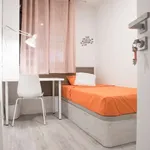 Rent a room of 101 m² in madrid