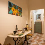 Rent 1 bedroom apartment of 40 m² in Florence