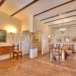 Rent 12 bedroom house of 773 m² in Rignano Flaminio