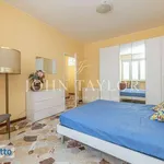 Rent 2 bedroom house of 65 m² in Milan