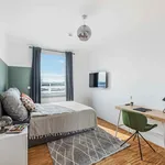 Rent a room of 101 m² in Munich