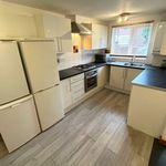 Rent 6 bedroom house in East Midlands