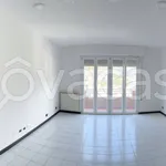 Rent 4 bedroom apartment of 105 m² in Massa