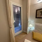 Rent 4 bedroom apartment of 120 m² in Roma