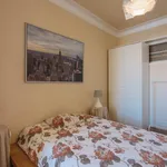 Rent 4 bedroom apartment in Lisbon