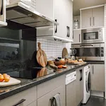 Rent 3 bedroom apartment of 90 m² in Barcelona