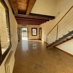 Rent 3 bedroom house of 75 m² in Venezia