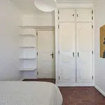 Rent a room in lisbon