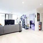 Rent 2 bedroom flat in London