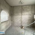 Affitto 5 camera appartamento di 130 m² in Naples