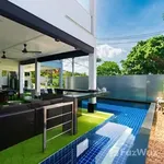 Rent 7 bedroom house of 450 m² in Phuket