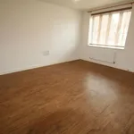 Rent 3 bedroom apartment in Worcester