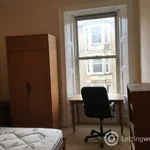 Rent 3 bedroom flat in Edinburgh