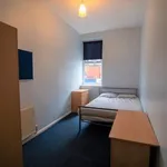 Rent 4 bedroom apartment in Yorkshire And The Humber