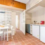 Rent 3 bedroom apartment of 70 m² in lisbon