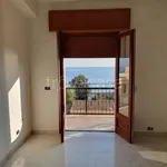 Rent 4 bedroom apartment of 110 m² in Melito di Porto Salvo