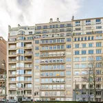 Maison de 260 m² avec 3 chambre(s) en location à Brussels