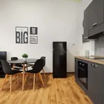 Rent 4 bedroom apartment of 75 m² in Berlin