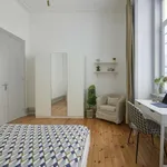 Rent a room in lisbon