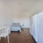 Rent a room in lisbon