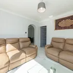 Rent 5 bedroom house in South East England