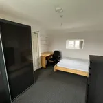 Rent 4 bedroom house in East Midlands