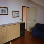 Rent 2 bedroom apartment of 55 m² in Torri del Benaco