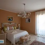 Rent 4 bedroom apartment of 98 m² in Palermo