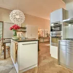 Rent 8 bedroom house of 388 m² in Vondelparkbuurt