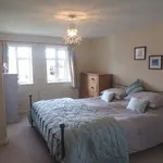 Rent 4 bedroom flat in Wales