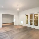 Huur 1 slaapkamer appartement van 139 m² in Kortrijk