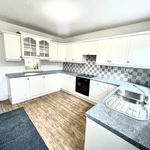 Rent 3 bedroom flat in North East Derbyshire
