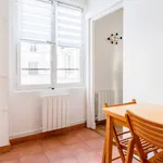 Appartement de 180 m² avec 1 chambre(s) en location à Paris