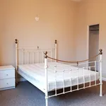 Rent 2 bedroom apartment in Yorkshire And The Humber