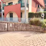 Rent 5 bedroom apartment of 87 m² in Padova