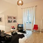 Rent 1 bedroom apartment of 65 m² in Florence