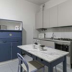 Rent 1 bedroom apartment of 50 m² in Milano