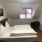 Miete 1 Schlafzimmer wohnung von 646 m² in Bonn