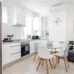 Rent 3 bedroom apartment of 40 m² in Madrid