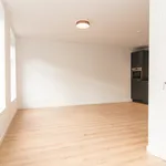 Huur 3 slaapkamer appartement van 65 m² in Amsterdam