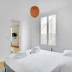 Rent 1 bedroom apartment of 344 m² in Paris