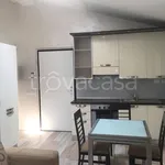 Affitto 2 camera appartamento di 45 m² in Cernusco sul Naviglio