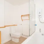 Rent 2 bedroom flat in Edinburgh